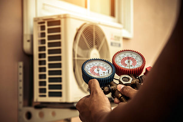 Professional Hvac Installation technician working in Beulah, ND
